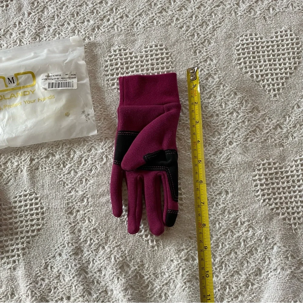 NEW Handlandy Gloves (M)